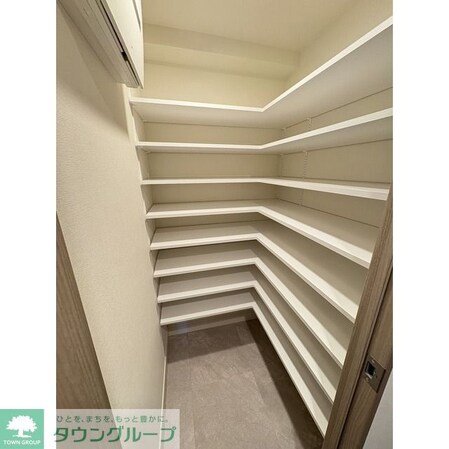 シーズンフラッツ東十条の物件内観写真